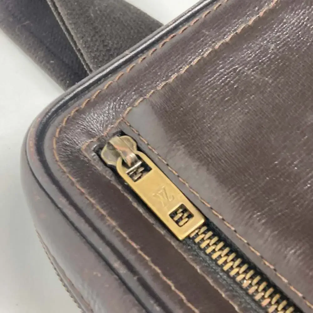 LOUIS VUITTON Authentic Brown Leather Hobo Bag